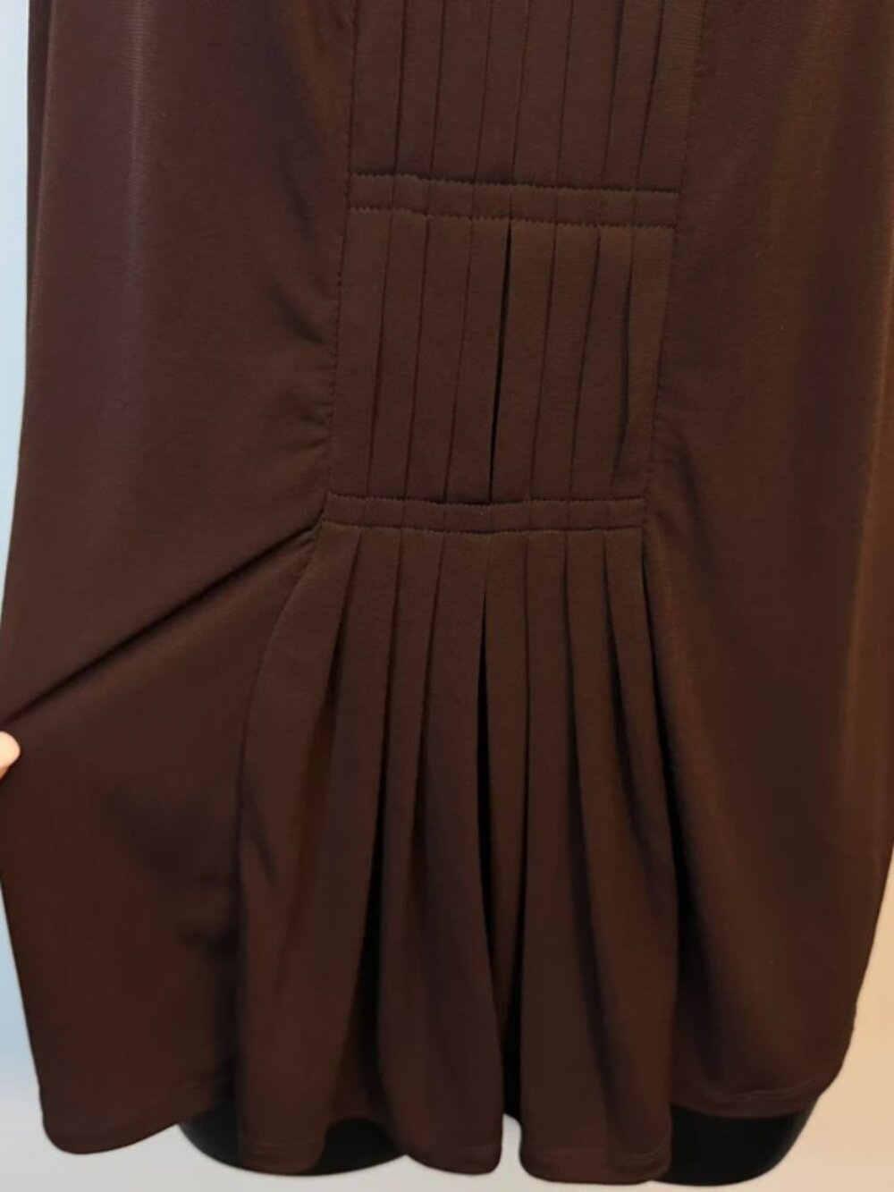 East 5th Brown Sleeveless Tunic Top - Picture 2 of 4